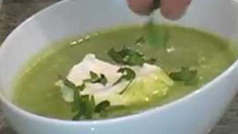 Cooking with Peas: Fresh Pea and Mint Soup with Lemon Cream