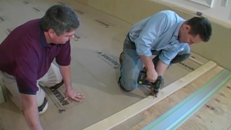 How to lay first clearance row of hardwood floor