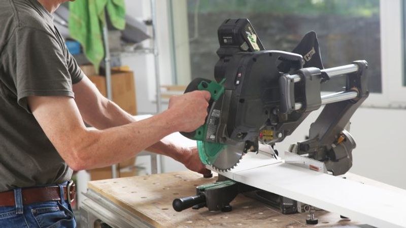 Best cordless discount miter saw 2021