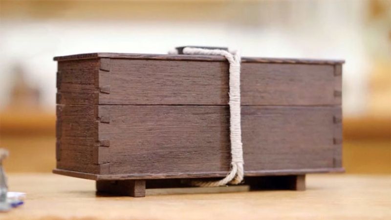 Fine WoodWorking TECHNIQUES 1〜6 Classic Woodworking: Dovetailed Tea Box (105) - FineWoodworking