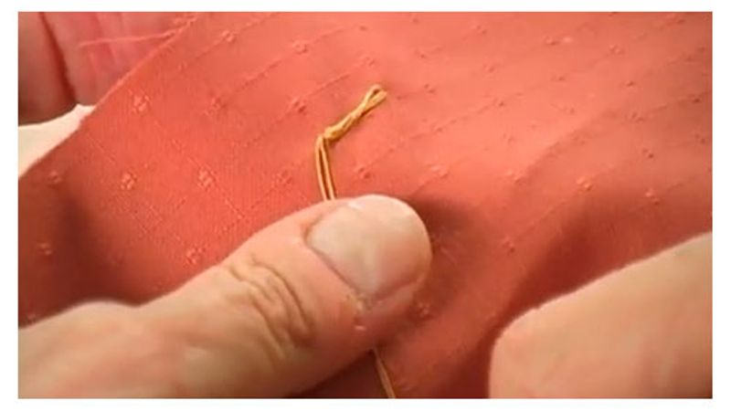 How to Sew a Thread Bar | Video - Threads